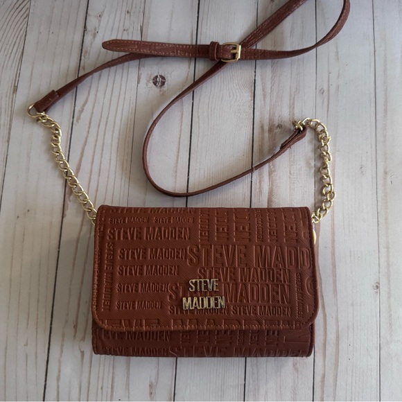 Steve Madden Handbags - Steve Madden crossbody